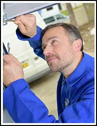 Santa Monica Garage Door Service  Santa Monica, CA 310-844-1858 - gr-emg-01